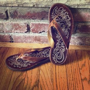 Olukai Leather Flip Flips